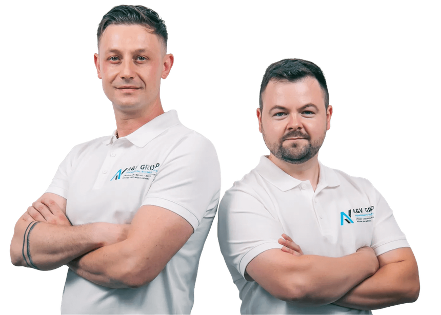 Andriy Ivanusa und Vasyl Hnativ, die Geschäftsführer der A&V Group, in Arbeitskleidung